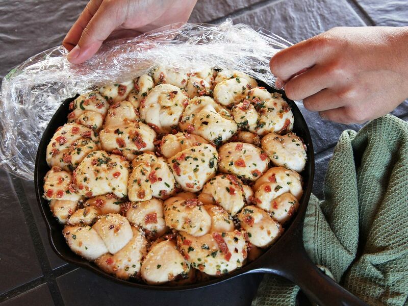 File:20140921-pepperoni-pull-apart-garlic-knots-recipe-20140921-pepperoni-pull-apart-garlic-knots-recipe-15.jpg