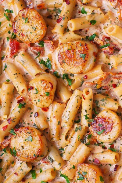 File:Scallop-pasta-with-sun-dried-tomatoes-3.jpg