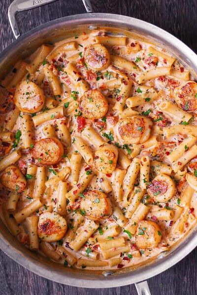 File:Scallop-pasta-with-sun-dried-tomatoes-4.jpg