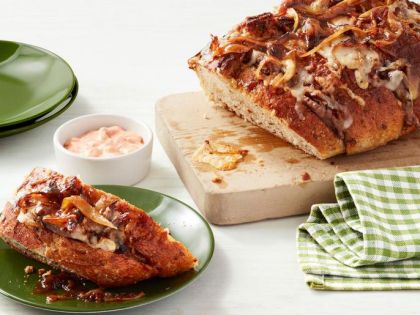 French Onion Roast Beef Pull-Apart Sandwiches