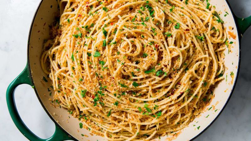 File:Garlic-spaghetti-horizontal.jpg