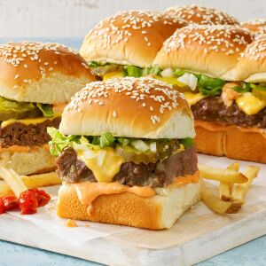Burger-Sliders-with-Secret-Sauce EXPS MTBZ21 260175 B03 11 2b-1.jpg