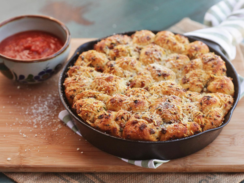 File:20140921-pepperoni-pull-apart-garlic-knots-recipe-20140921-pepperoni-pull-apart-garlic-knots-recipe-21.jpg